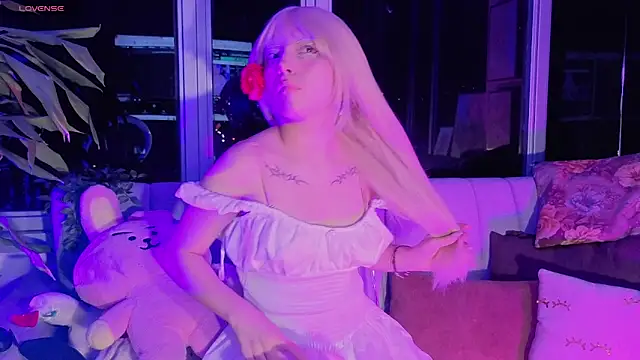 Melody-chers online show from 10/25/25, 04:44