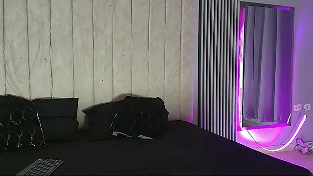 rachell owen online show from 10/03/25, 04:58