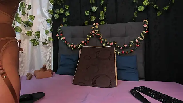 Delilah 85 online show from 03/21/26, 06:45