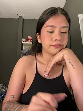 Snapshot of alhaana_ chatting on 02/21/26, 10:56 alhaana online show from 02/21/26, 10:56