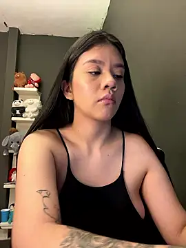 Snapshot of alhaana_ chatting on 01/08/26, 09:21 alhaana online show from 01/08/26, 09:21