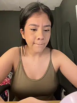 Snapshot of alhaana_ chatting on 02/15/26, 11:47 alhaana online show from 02/15/26, 11:47