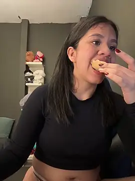 alhaana  online show from 10/31/25, 11:22