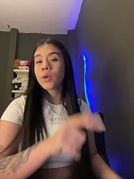 Snapshot of alhaana_ chatting on 01/11/26, 09:11 alhaana online show from 01/11/26, 09:11