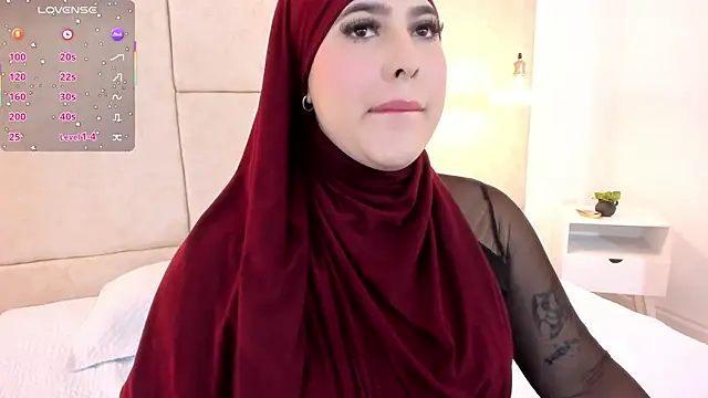 Snapshot of zahida_ chatting on 09/12/25, 07:02 zahida online show from 09/12/25, 07:02