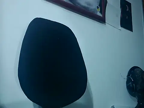 Snapshot of dominatrixabc chatting on 02/05/26, 12:28 dominatrixabc online show from 02/05/26, 12:28