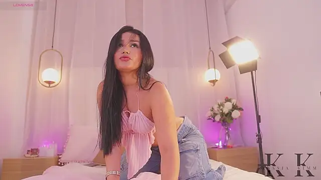 kassia kim online show from 04/10/26, 05:47