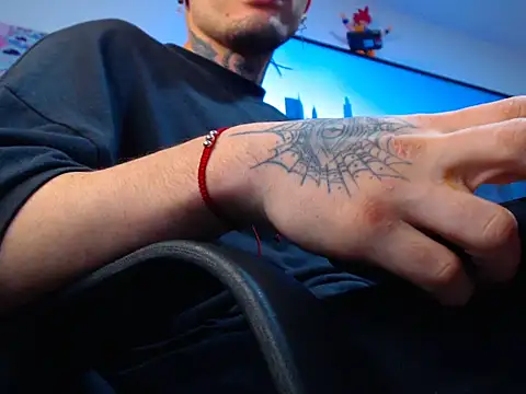 Kieran kian online show from 10/31/25, 02:41