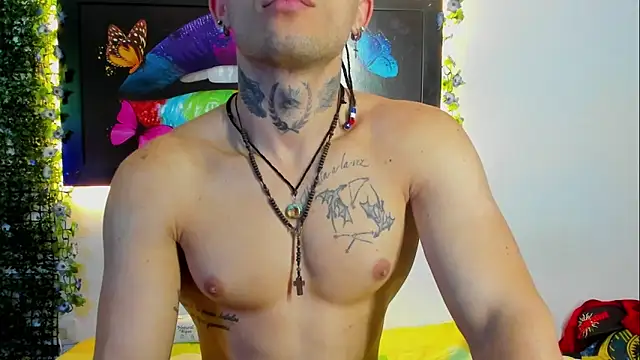Snapshot of Kieran_kian chatting on 04/23/26, 01:56 Kieran kian online show from 04/23/26, 01:56