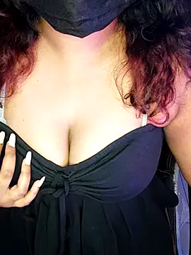 darling devil online show from 11/24/25, 05:24