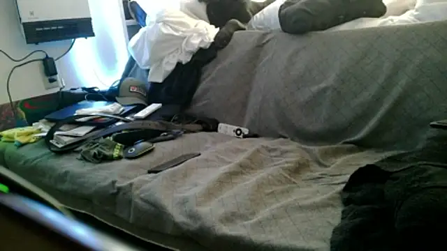 Luv2SuckBWC92 online show from 12/03/25, 04:39