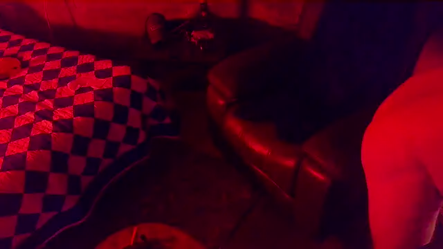 Luv2SuckBWC92 online show from 12/15/25, 02:28