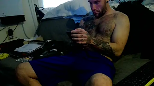 Luv2SuckBWC92 online show from 12/05/25, 04:05