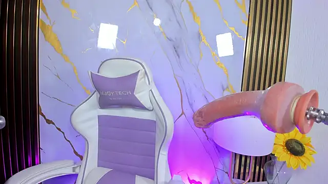 abby deep 2 online show from 10/21/25, 09:41