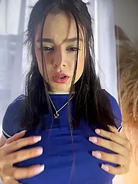 Sofi Leal online show from 03/28/26, 12:50