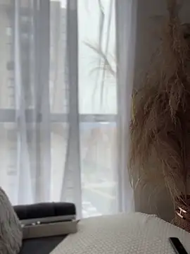 Sofi Leal online show from 11/28/25, 12:38