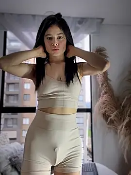 Snapshot of Sofi_Leal chatting on 02/13/26, 12:49 Sofi Leal online show from 02/13/26, 12:49