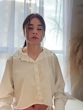 Sofi Leal online show from 11/29/25, 01:00