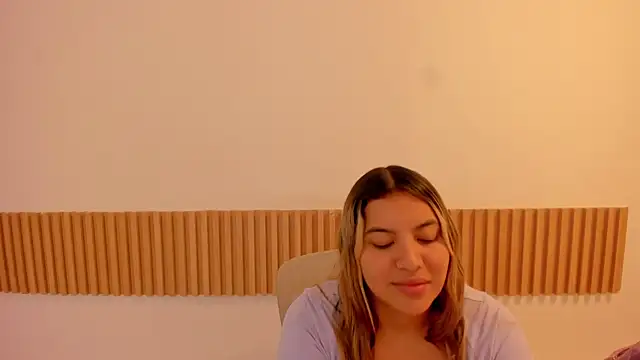 Snapshot of OliviaSweett chatting on 07/15/26, 06:37 OliviaSweett online show from 07/15/26, 06:37