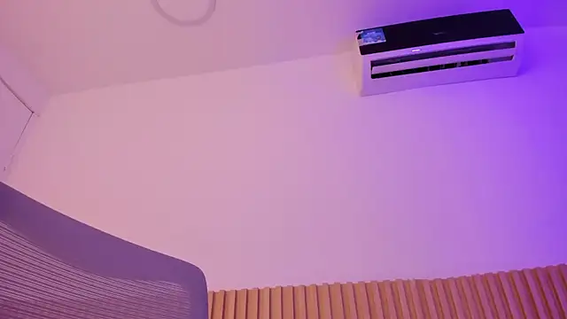 OliviaSweett online show from 02/08/26, 07:00