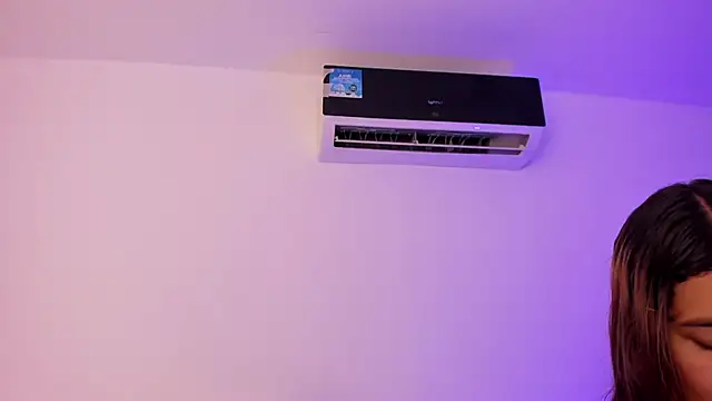 OliviaSweett online show from 10/28/25, 06:29