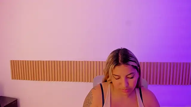 OliviaSweett online show from 04/04/26, 07:20