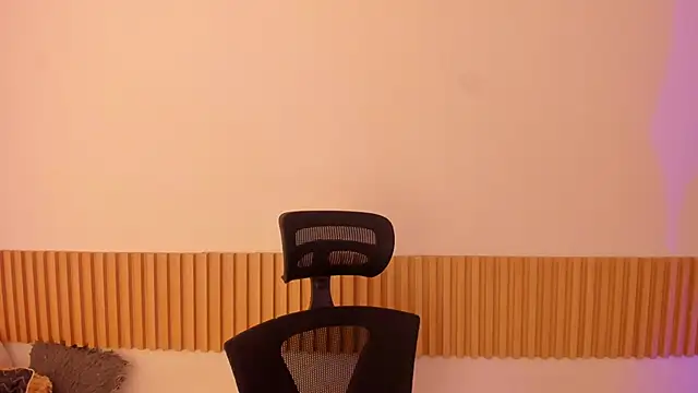 OliviaSweett online show from 11/09/25, 06:45