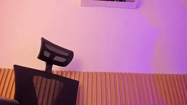 OliviaSweett online show from 11/07/25, 07:07