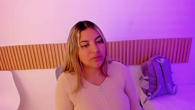 OliviaSweett online show from 04/08/26, 07:37