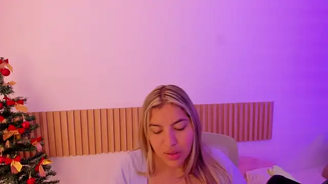 OliviaSweett online show from 12/20/25, 04:54