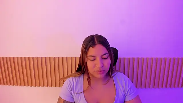 OliviaSweett online show from 10/21/25, 07:02