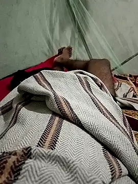 Snapshot of monubigcoock chatting on 10/15/25, 04:15 monubigcoock online show from 10/15/25, 04:15