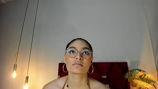 LunaAspen  online show from 11/26/25, 05:57