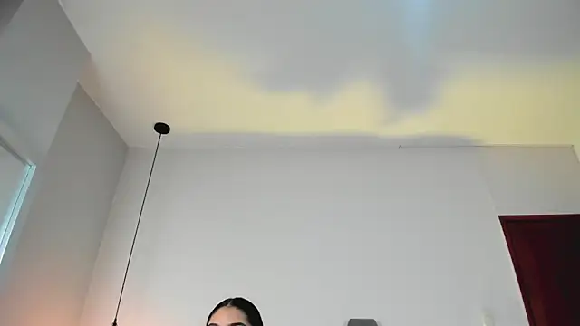 Snapshot of LunaAspen_ chatting on 10/15/25, 05:43 LunaAspen online show from 10/15/25, 05:43