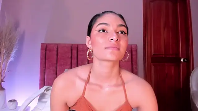 LunaAspen  online show from 02/04/26, 06:03