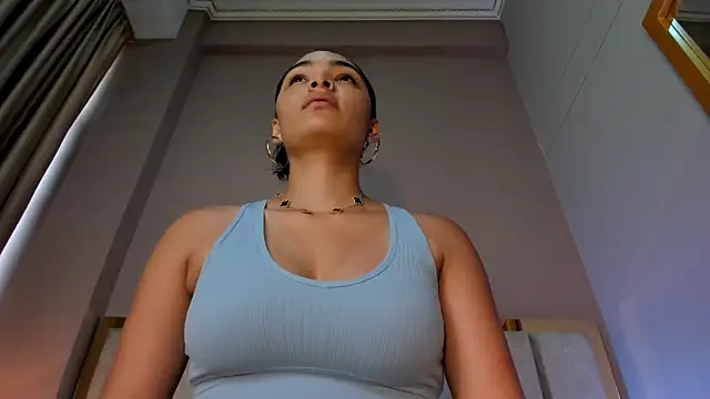 LunaAspen  online show from 11/06/25, 05:50