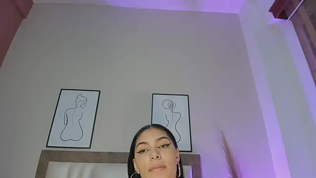 Snapshot of LunaAspen_ chatting on 09/12/25, 05:56 LunaAspen online show from 09/12/25, 05:56