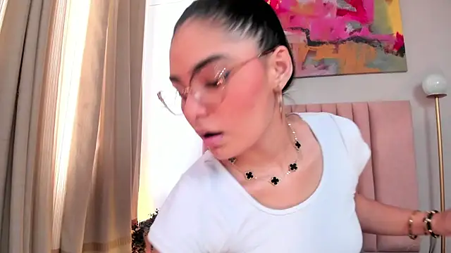 LunaAspen  online show from 04/15/26, 06:12