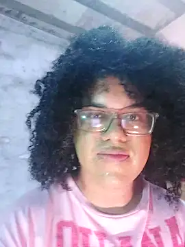 Snapshot of fannyorgastic chatting on 12/02/25, 01:06 fannyorgastic online show from 12/02/25, 01:06