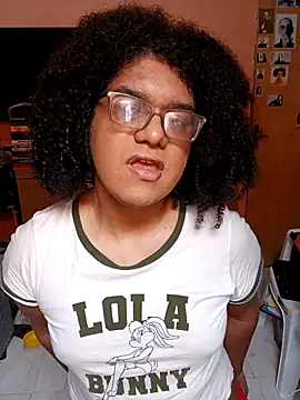 Snapshot of fannyorgastic chatting on 12/03/25, 05:56 fannyorgastic online show from 12/03/25, 05:56