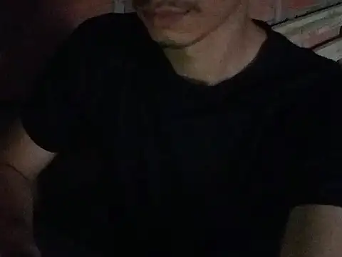 Snapshot of Scarlet_Guy chatting on 10/17/25, 10:11 Scarlet Guy online show from 10/17/25, 10:11