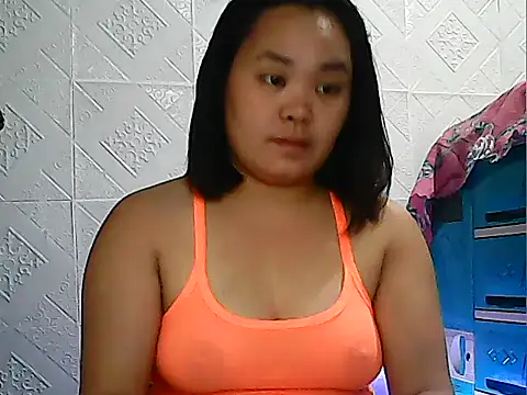 CreamyPussy4uxx online show from 03/23/26, 01:33