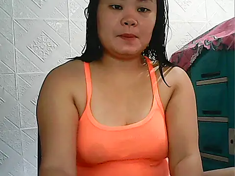 Snapshot of CreamyPussy4uxx chatting on 05/21/26, 12:30 CreamyPussy4uxx online show from 05/21/26, 12:30