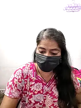 Snapshot of tamil_Sigappu_Roja chatting on 11/19/25, 01:11 tamil Sigappu Roja online show from 11/19/25, 01:11