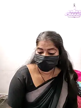 Snapshot of tamil_Sigappu_Roja chatting on 11/19/25, 01:05 tamil Sigappu Roja online show from 11/19/25, 01:05