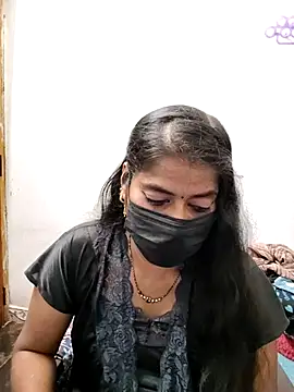 Snapshot of tamil_Sigappu_Roja chatting on 11/07/25, 01:15 tamil Sigappu Roja online show from 11/07/25, 01:15