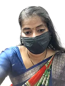 Snapshot of tamil_Sigappu_Roja chatting on 09/20/25, 01:38 tamil Sigappu Roja online show from 09/20/25, 01:38