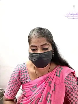 Snapshot of tamil_Sigappu_Roja chatting on 11/28/25, 01:17 tamil Sigappu Roja online show from 11/28/25, 01:17