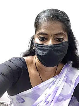 Snapshot of tamil_Sigappu_Roja chatting on 09/27/25, 01:34 tamil Sigappu Roja online show from 09/27/25, 01:34