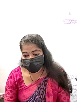 Snapshot of tamil_Sigappu_Roja chatting on 10/30/25, 12:53 tamil Sigappu Roja online show from 10/30/25, 12:53